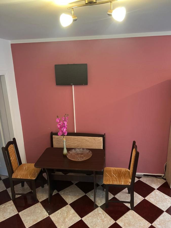Apartment Elena Tivat Exterior photo