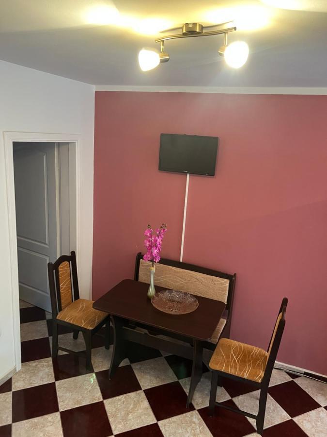 Apartment Elena Tivat Exterior photo