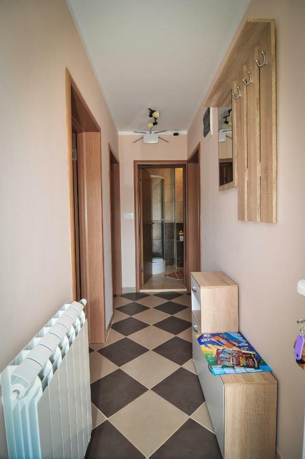 Apartment Elena Tivat Exterior photo